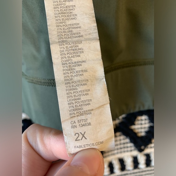 Fabletics Sports Bra - Reversible - Picture 8 of 9